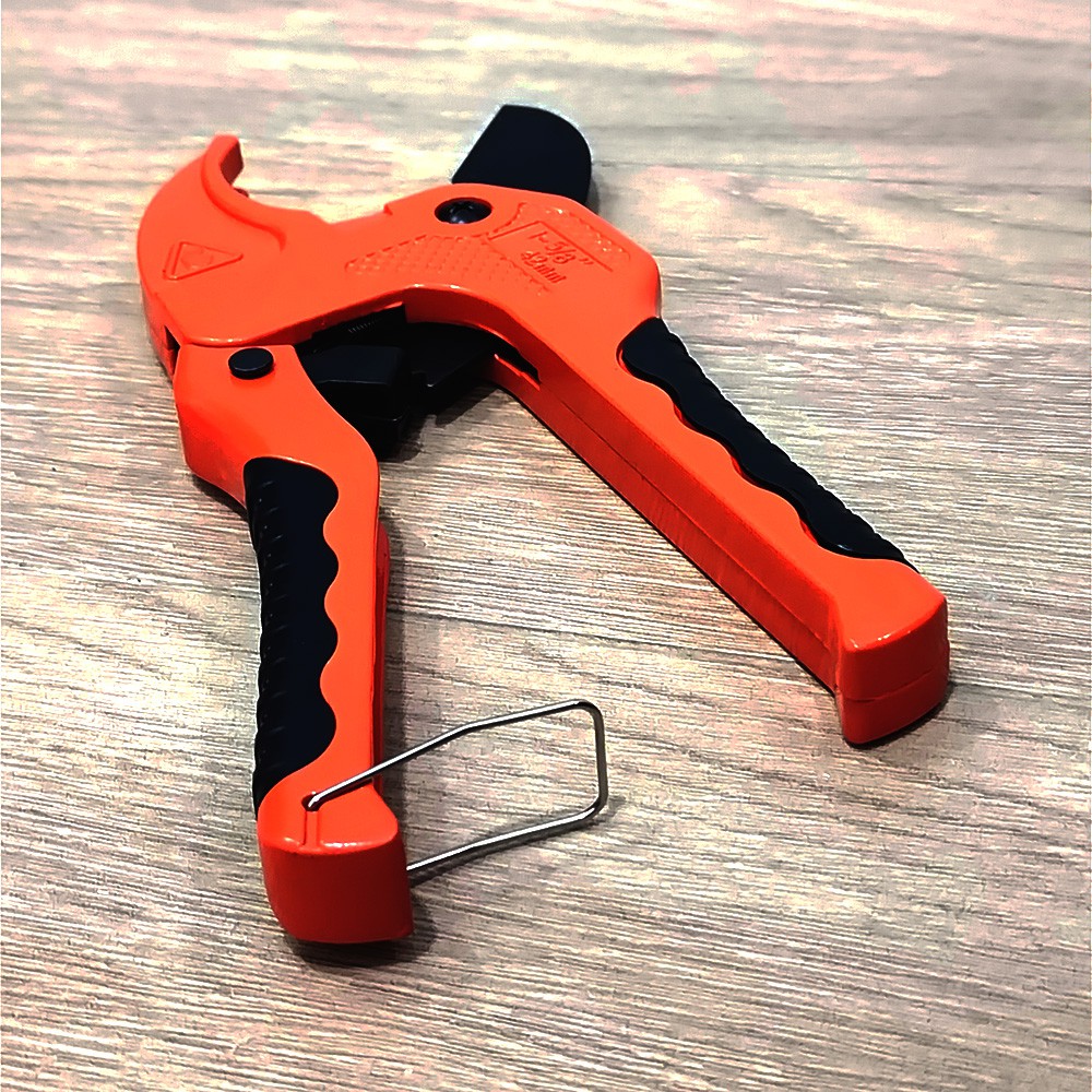 GUNTING PIPA AIR PVC CAMEL / PVC PIPE CUTTER ( 3 - 42 MM )