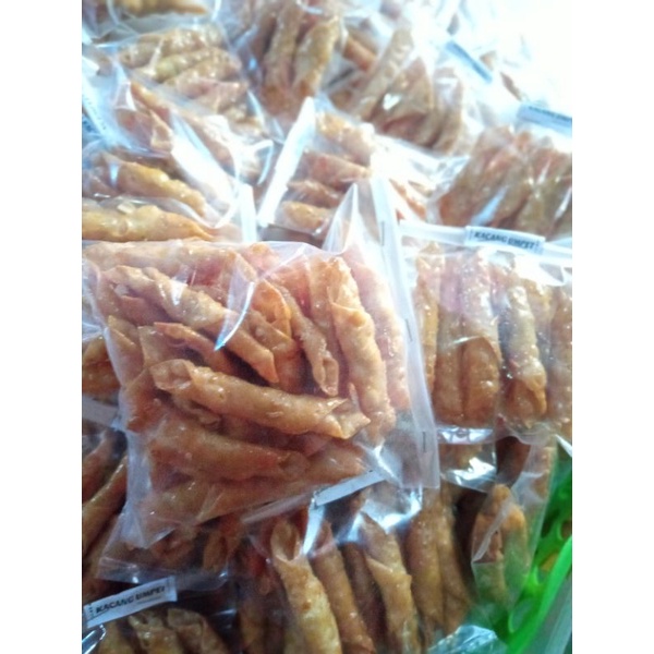 

kacang umpet