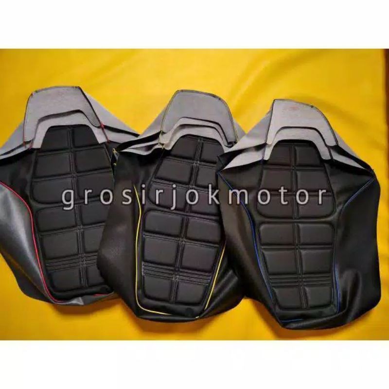 KULIT COVER SARUNG JOK RX KING TAHU TIMBUL-Kulit jok RX king model tahu