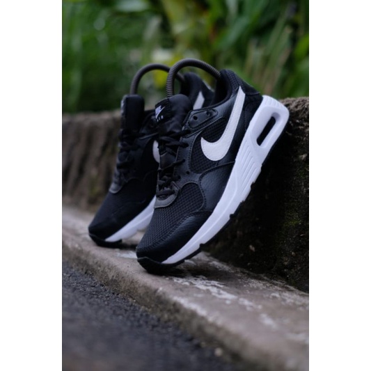 NIKE AIR MAX SC black white