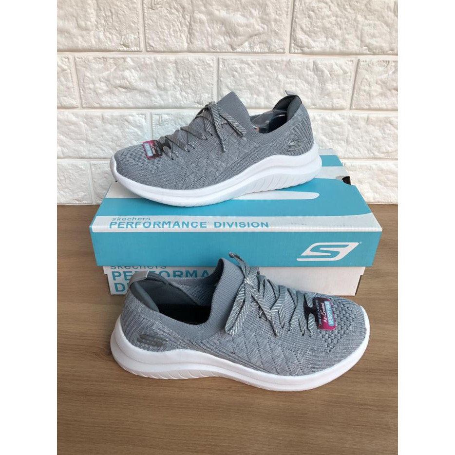 Sepatu Sketcher Skechers Ultra Flex Illution