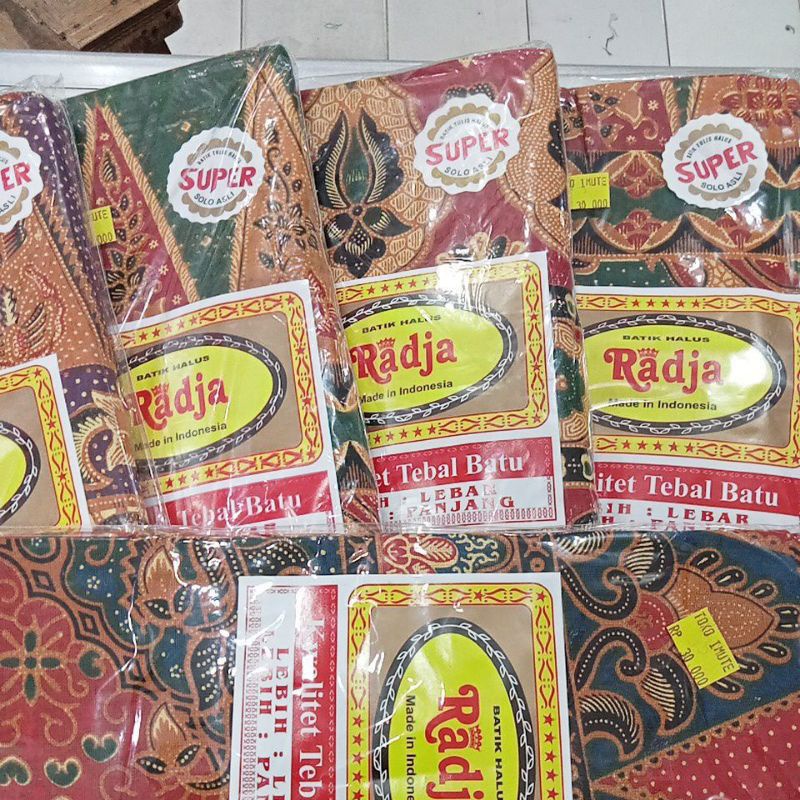 RADJA kain sarung dan kain panjang