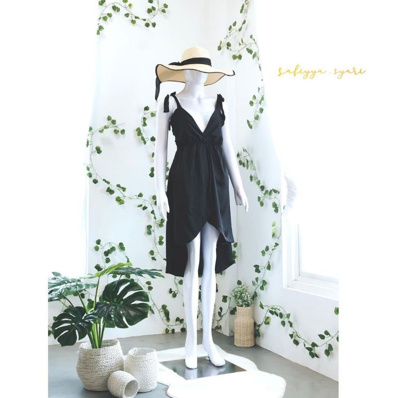 Diana Dress Black by Safiyya Syari