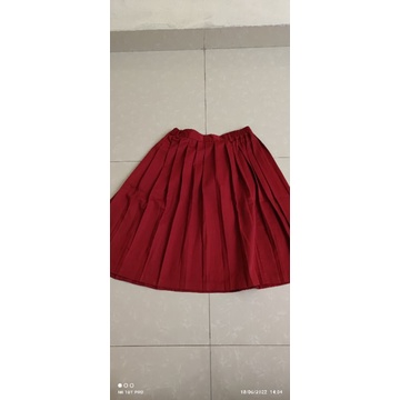 Rok sekolah SD pendek benly ukr 10 (bekas)