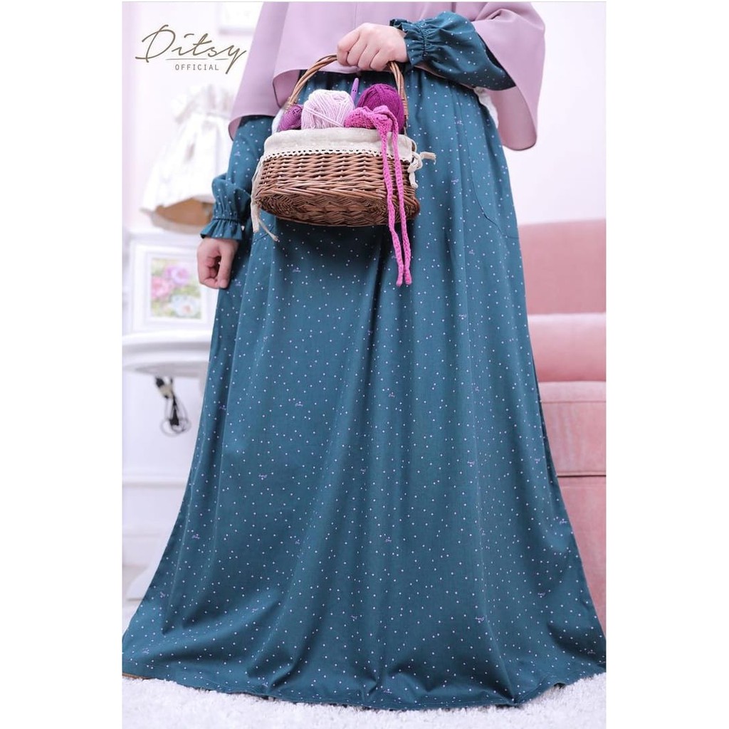 DITSY PUNTO GREEN NIGHTGOWN (APRIL 2021)