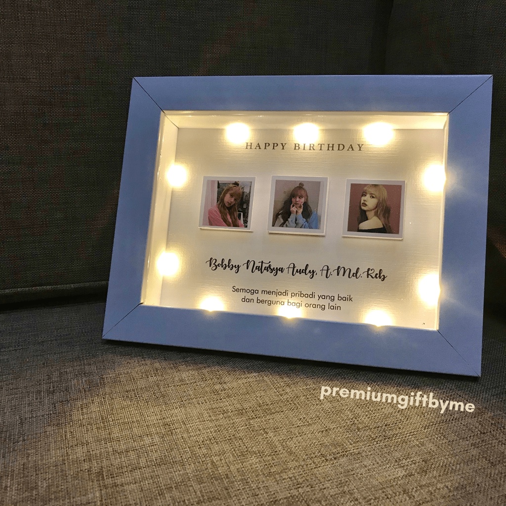 FOTO Frame 3D 5R 13x18 6R 15x20 LED Kado Ultah Hadiah Pernikahan Gift Paket Wisuda Ulang Tahun Tunangan Kelahiran Hampers Premium Murah Unik Estetik Aesthetic Sahabat Teman Pacar Istri Bayi Anak Box Figura Pigura Lampu