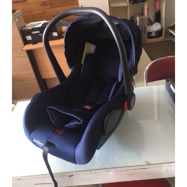 Car Seat Artioo Care Baby / Baby Carrier / Kursi Mobil Bayi