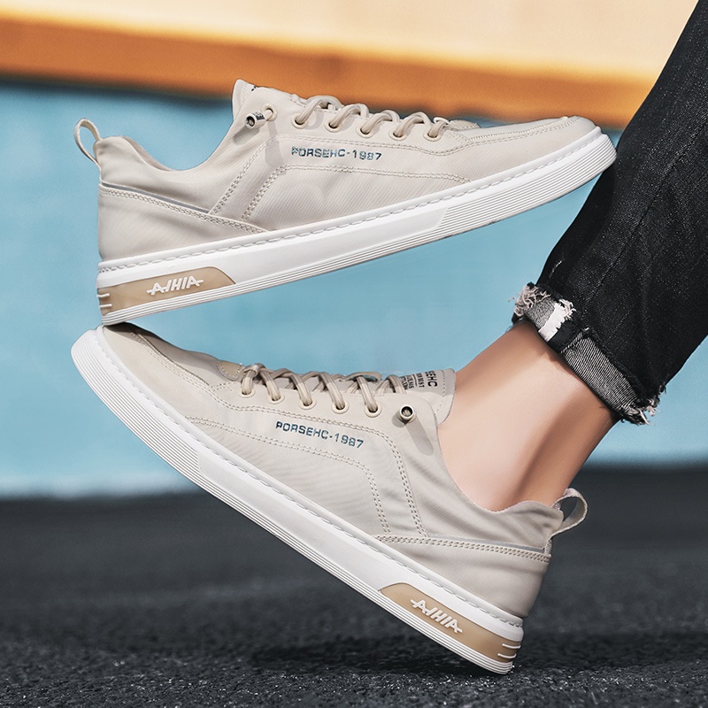 Highland Sepatu Pria Sneakers Casual Kerja Pria Sepatu Cowok Keren Sekolah Fashion Sepatu Casual Pria Origina Sepatu Ringan Bernapas MC116