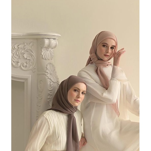 POTON PARIS HAZEL SCARF by AraScarf