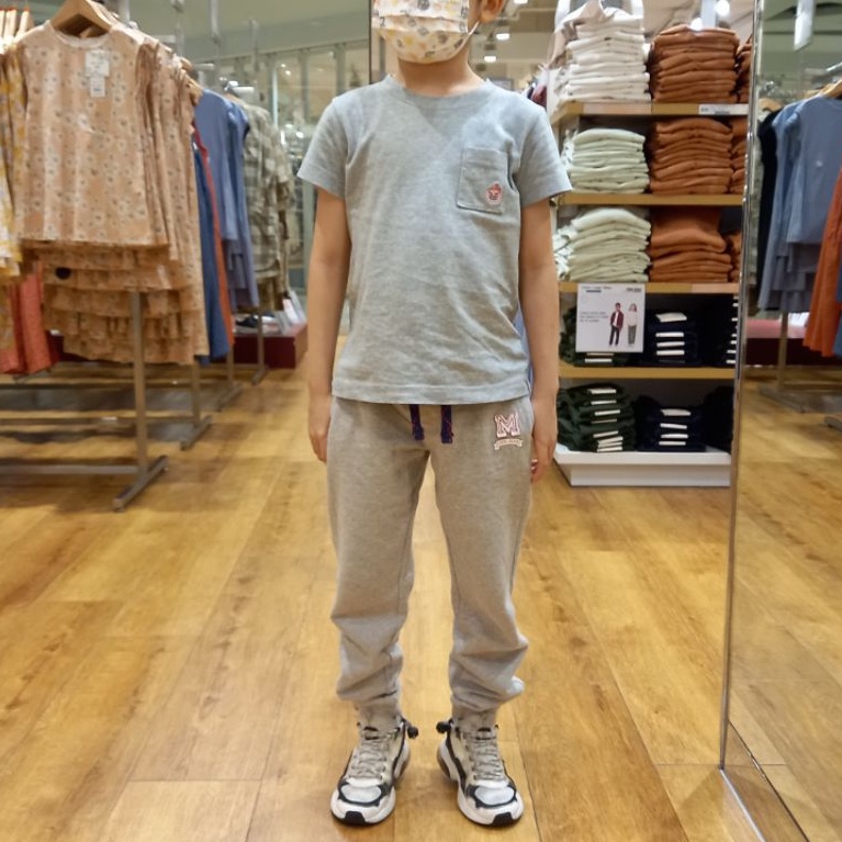 UNIQLO ORIGINAL STORE SETELAN Kaos Celana Panjang Jogger Pants Lion King Disney Mickey Ultraman