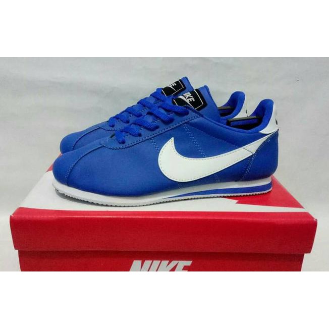 nike cortez biru