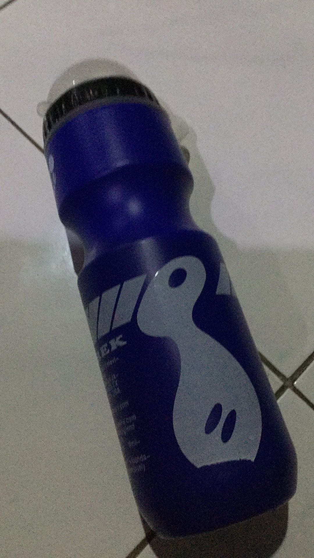 Paket Botol Minum Sepeda Gunung Botol Serat Karbon Berbentuk V.