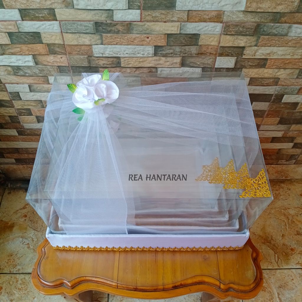Jual Kotak seserahan warna putih 1 set isi 4 kotak hantaran pernikahan