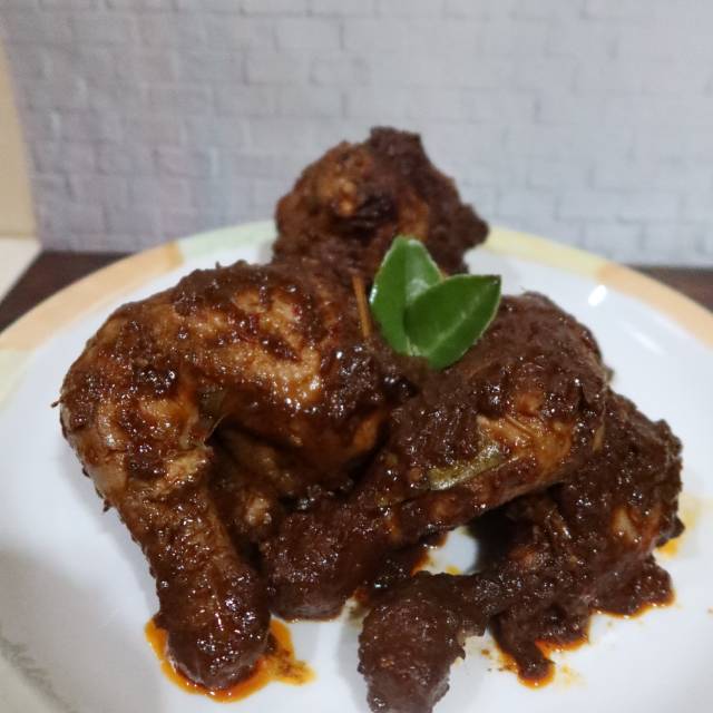 

1 Ekor Rendang Ayam Oma Sita