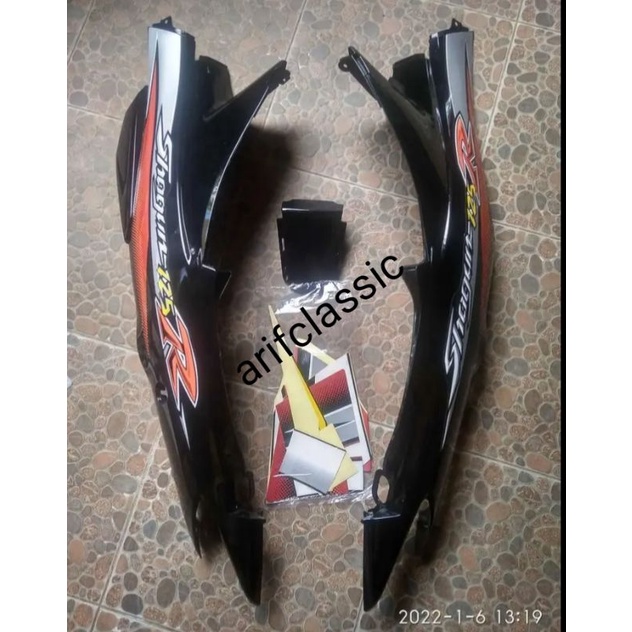 body belakang kanan dan kiri shogun 125 r lama plus striping