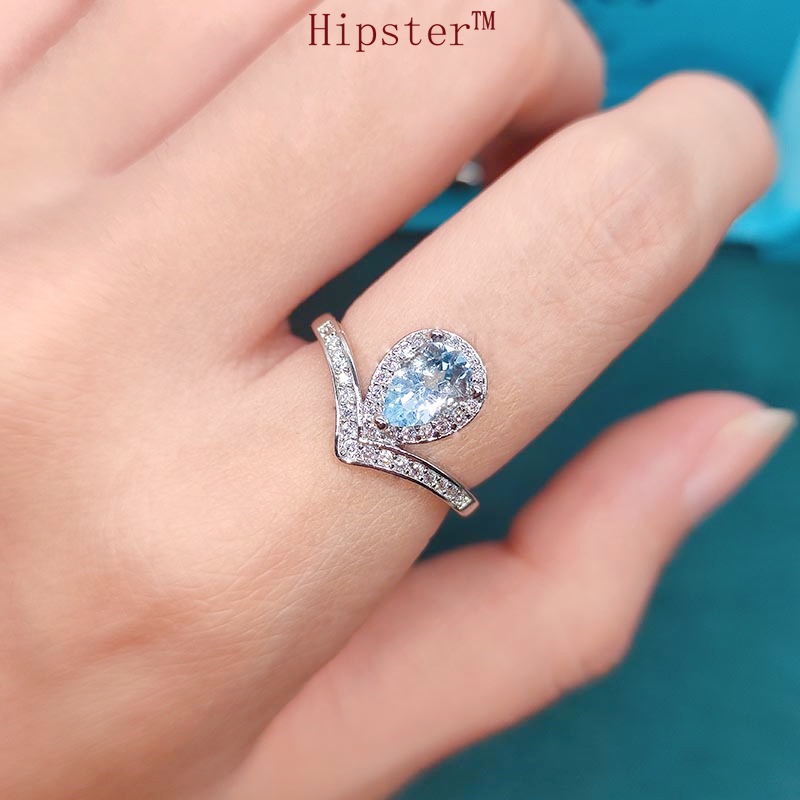 Natural Blue Topaz Ring Crown