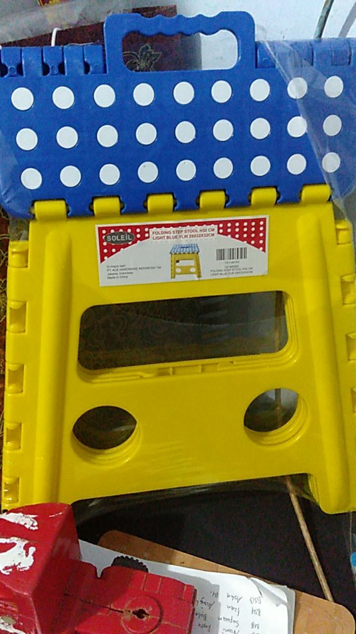 Soleil Kursi Lipat / Folding Step H32 Cm