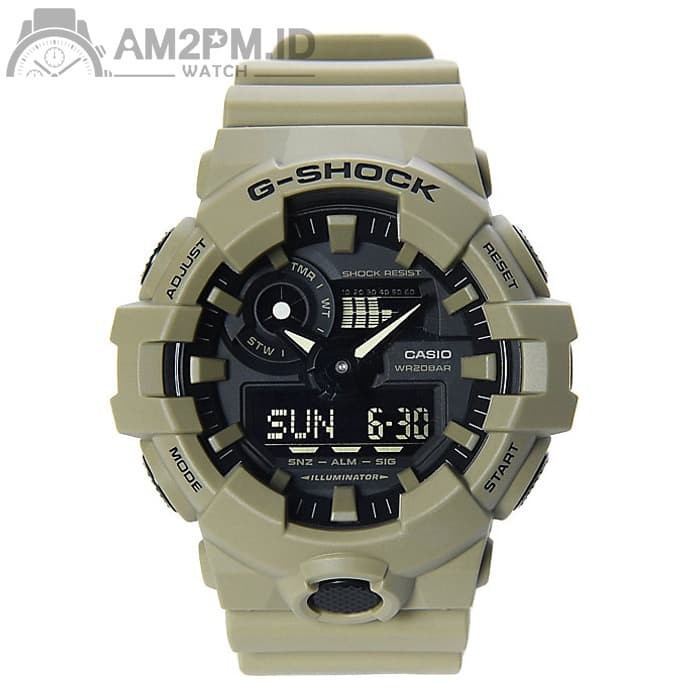JAM TANGAN G-SHOCK GA-700UC-5A