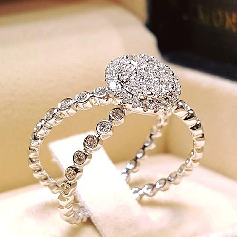 Fashion Luxury Inlaid Zircon Ring Creative