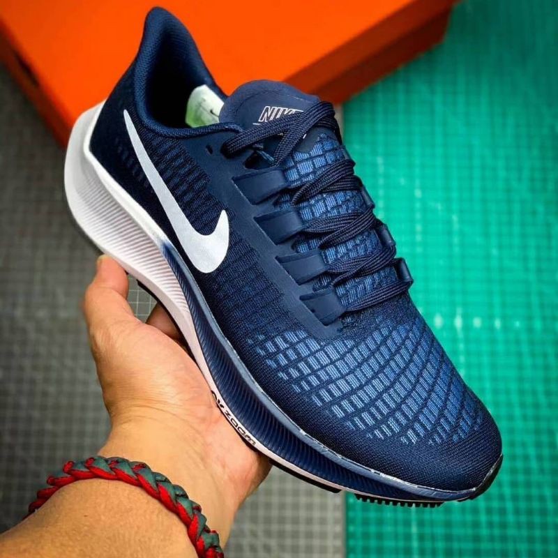 pegasus 37 blue