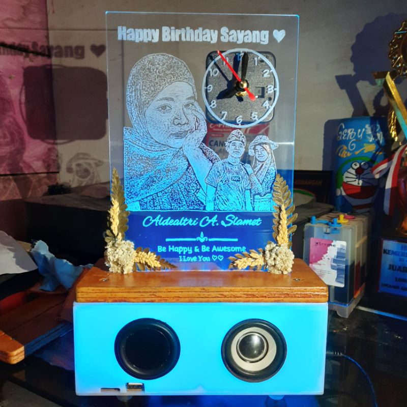 Akrilik KOSTUM Mp3 Bluetooth | MP3 Bluetooth Speaker