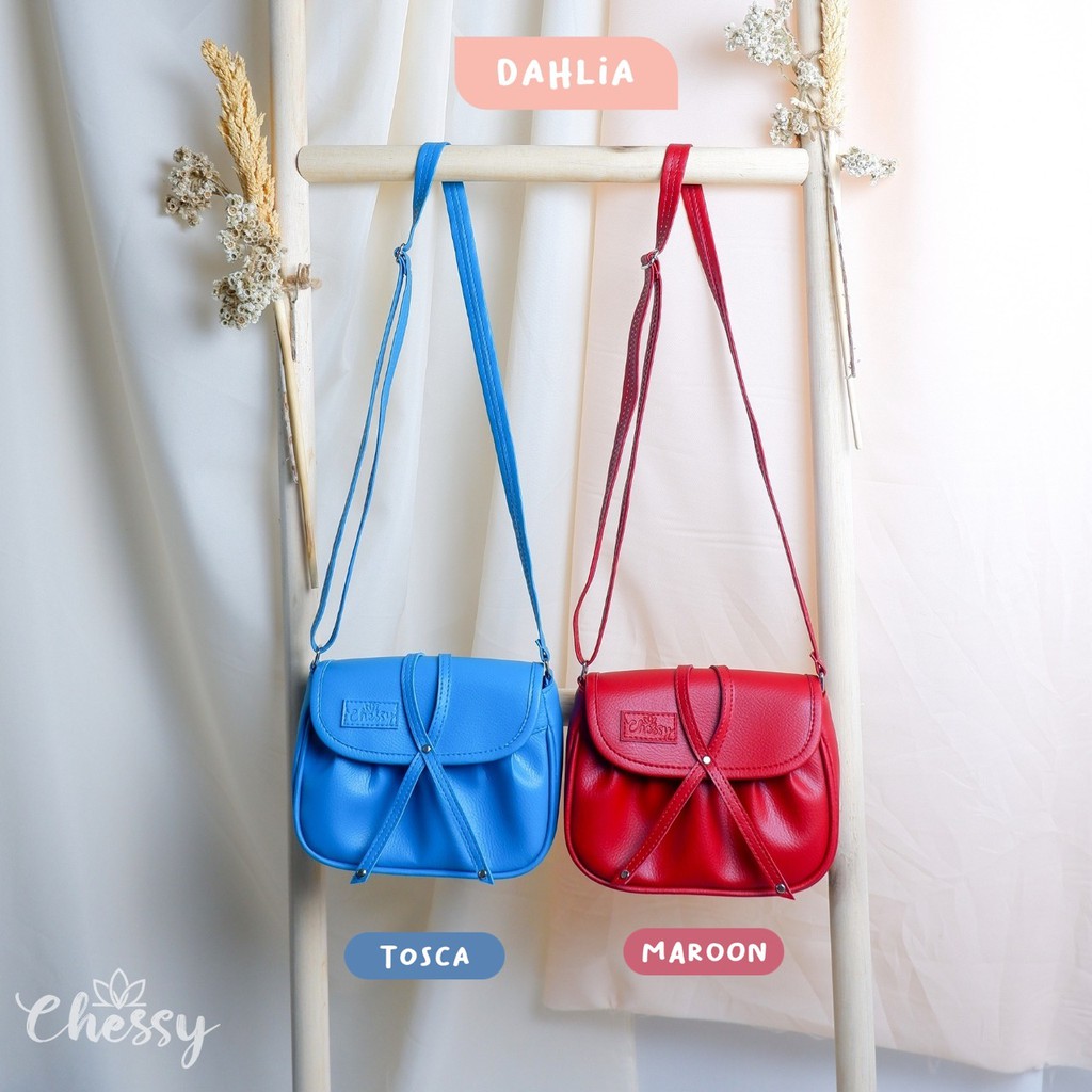 Dahlia Tas Cantik Kulit Sintetis Sling Bag by Chessy