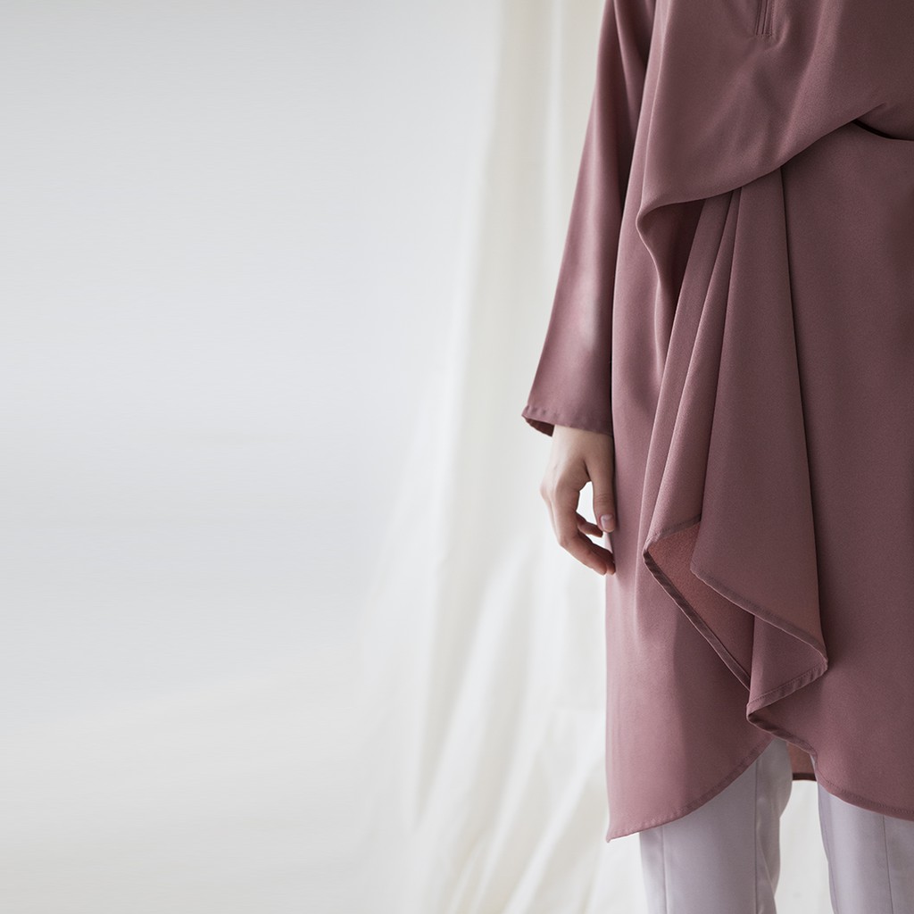 Naraya by Aska Label - Tunik busui frienldy dengan detil draperi warna Raspberry, Burgundy, Black, Indigo, Taupe, Lilac