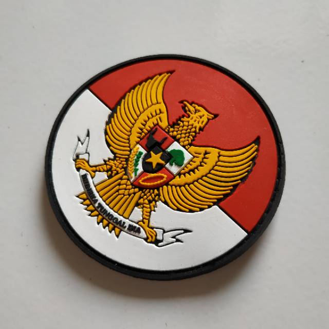 Patch rubber GARUDA bulat dasar merah putih / tempelan karet emblem velcro