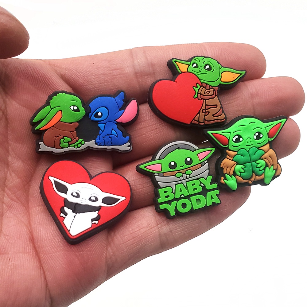 Yoda Gelang Charms Desain Crocs jibbitz Untuk Dekorasi Pesta Ulang Tahun Paskah