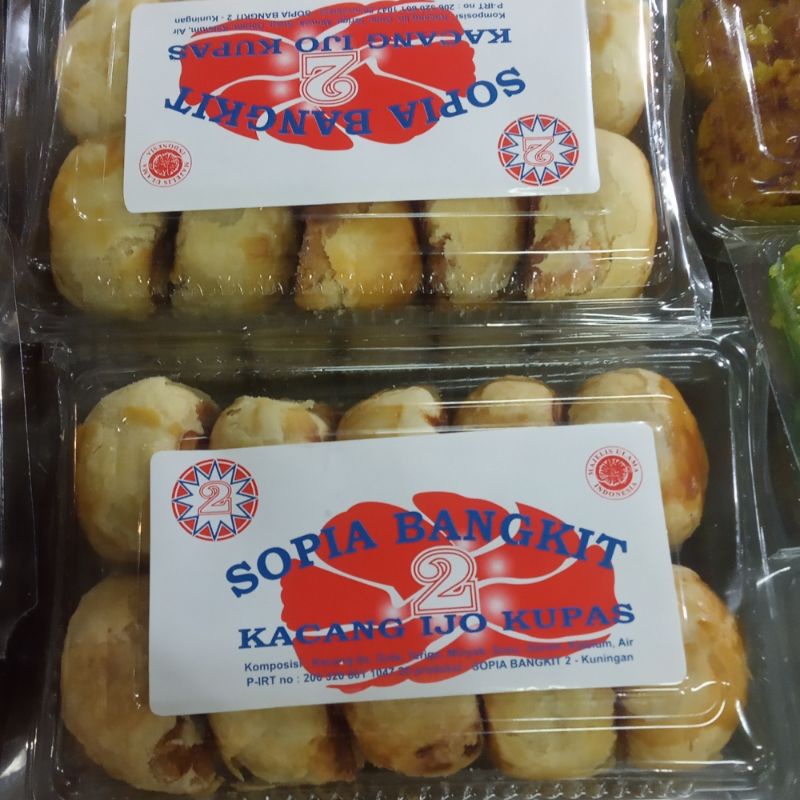 

kue pia / sopia bangkit kacang ijo / Bakpia kacang