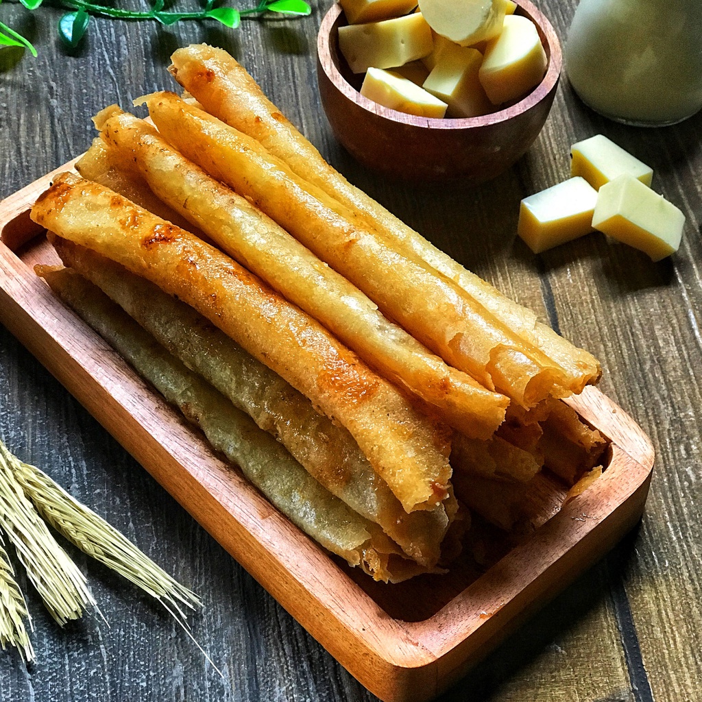 

KEJU AROMA / CHEESE STICK KULIT LUMPIA / SNACK KEJU DIBUATPAKAIHATI