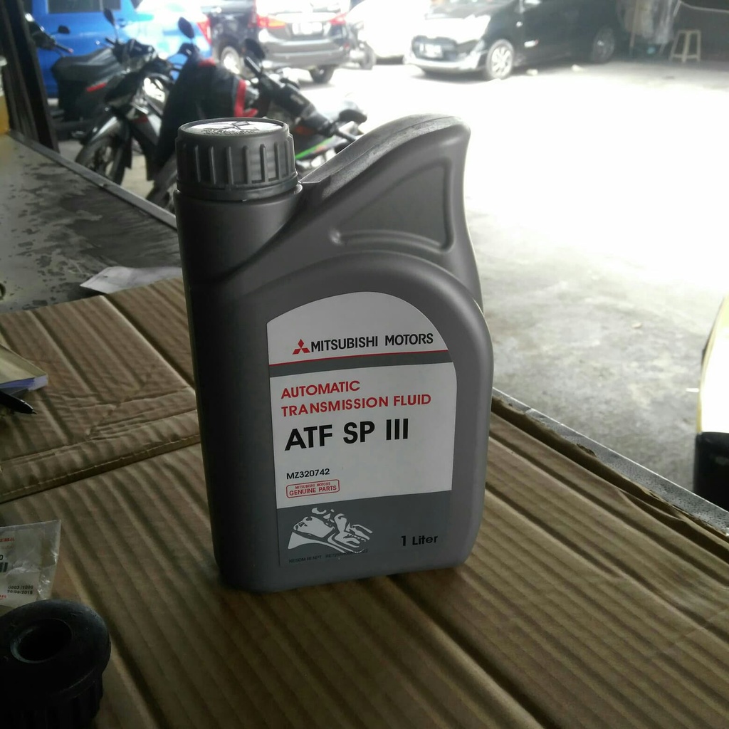 Oli matic mitsubishi SP3!! Dijamin asli original!!