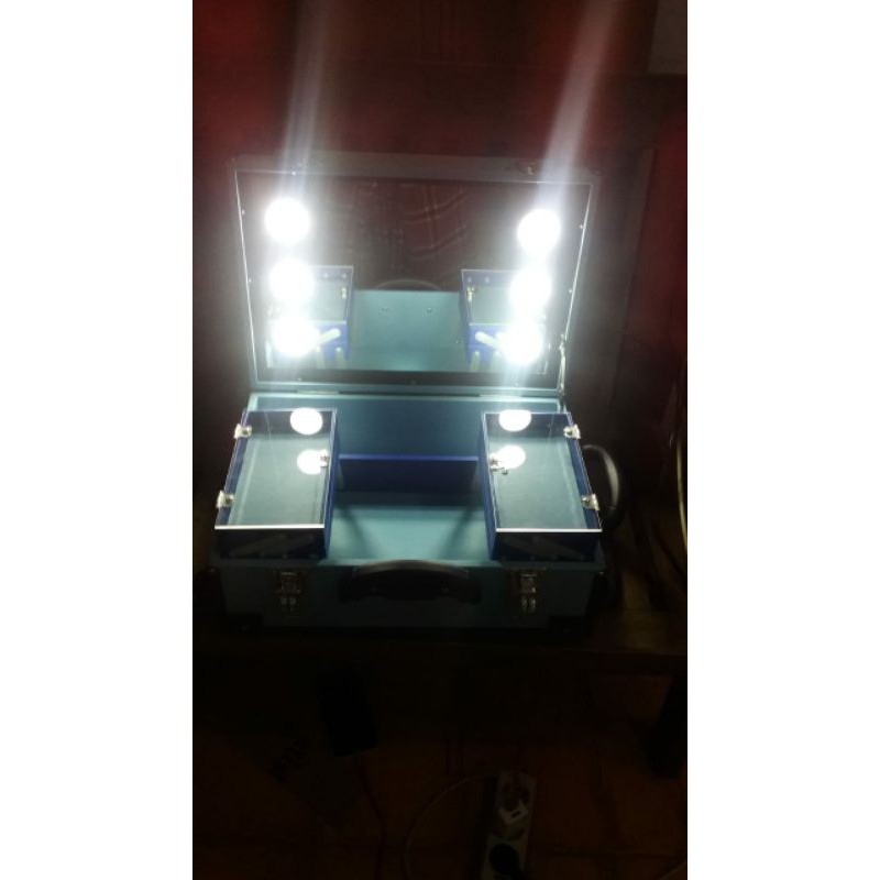 BEAUTYCASE MINI 6 LAMPU FLATT TUTUP AKRILIK