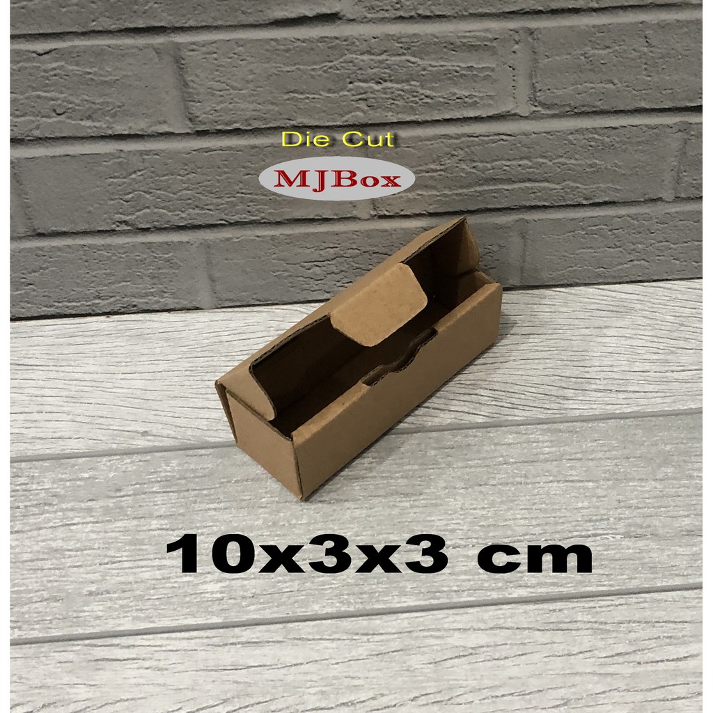 

Kardus.10x3x3 cm..........Die Cut ( untuk pembelian di atas 10 pcs harga lebih murah )