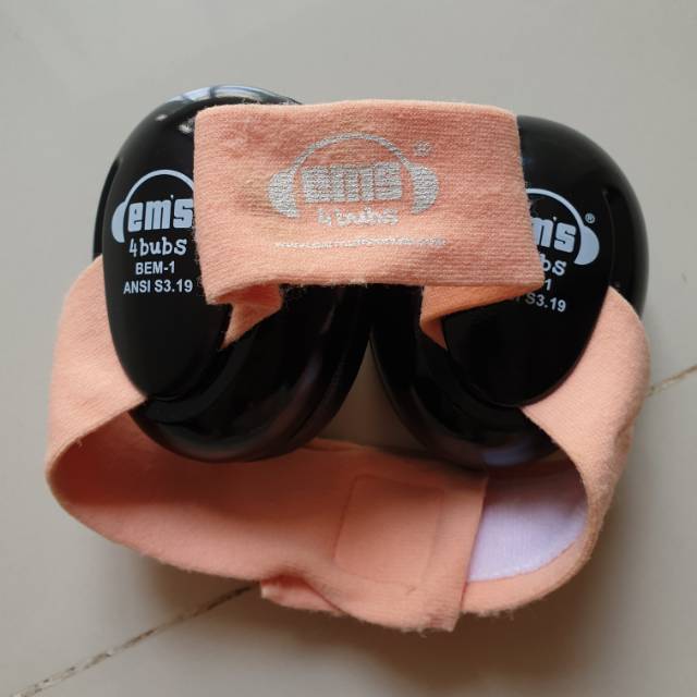 Preloved Em's Earmuff baby ems