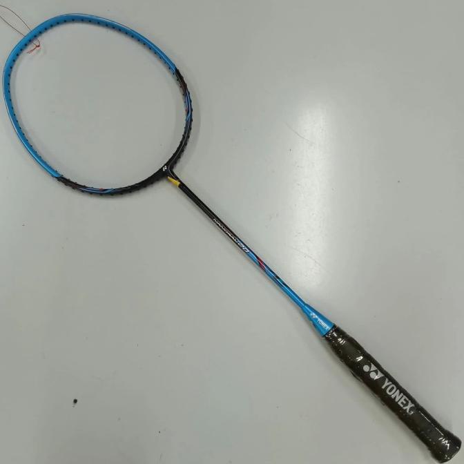 Racket reket raket bulutangkis badminton yonex nanoray 20 original