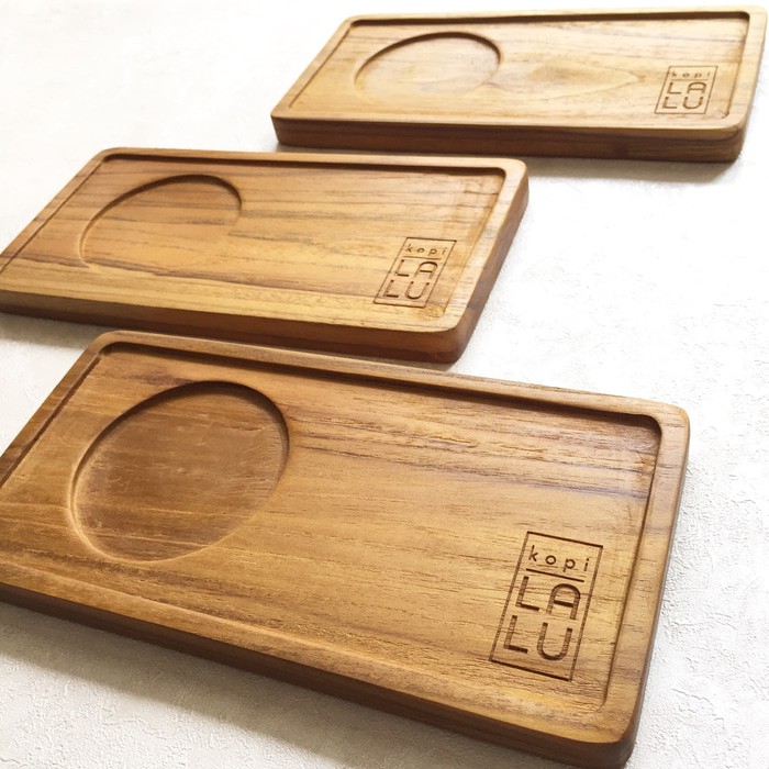 Tatakan gelas kopi kayu jati termasuk logo cafe/brand |Best seller coffee tray