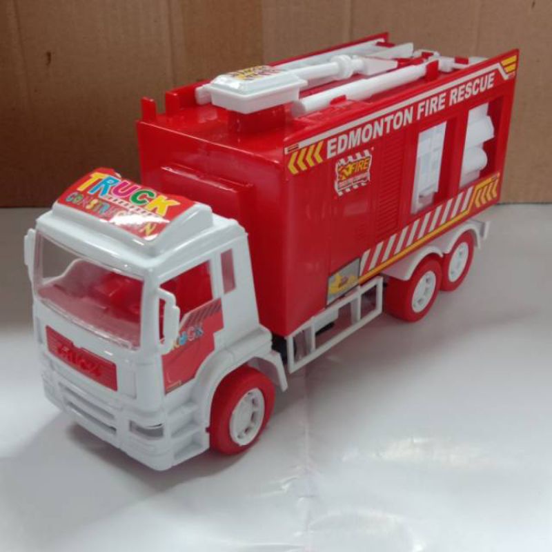 ST 2043 - Mainan Truk Damkar / Pemadam Kebakaran / Fire Engine Truck ST2043