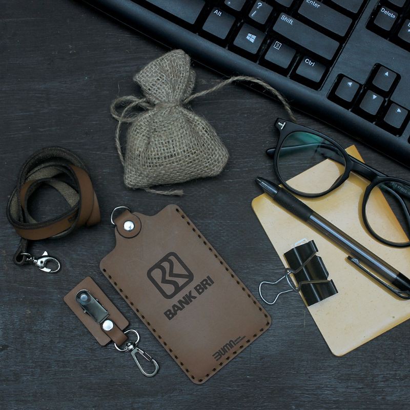 

Terlaris ✨ - Id card holder kulit / card holder / name tag holder custom3.1.23