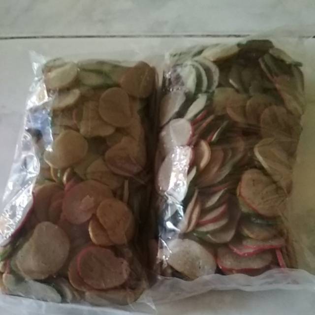 

KERUPUK IKAN TAMBAN 1/2KG