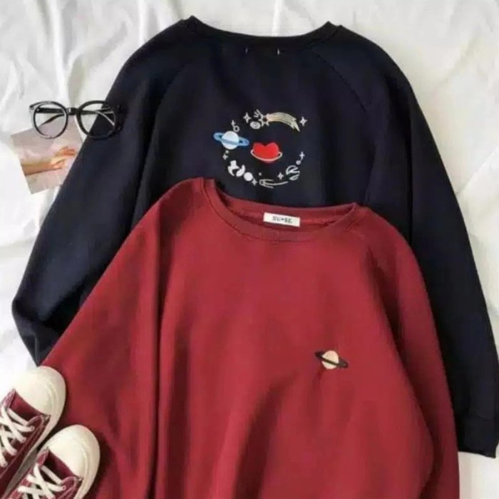 Sweater Pria Wanita Oversize/Sweater Wanita Korea Planet M-Xxl - Putih, M On Sale