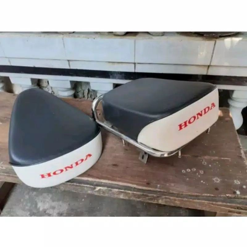 Jok Honda C50 Pispot Jok C50 Putih Set Dudukan Jok Pangkon Honda C50 Pispot Terlaris