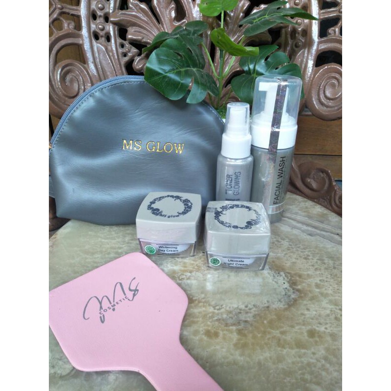 Paket Wajah Ms Glow (free pouch + kaca pink)