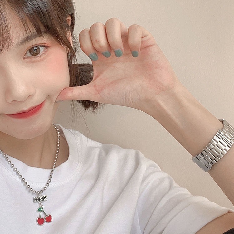 Kalung Rantai Dengan Liontin Buah Ceri Simpel Untuk Wanita