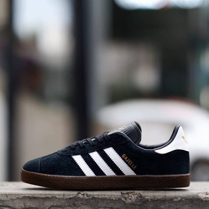 adidas gazelle black sole