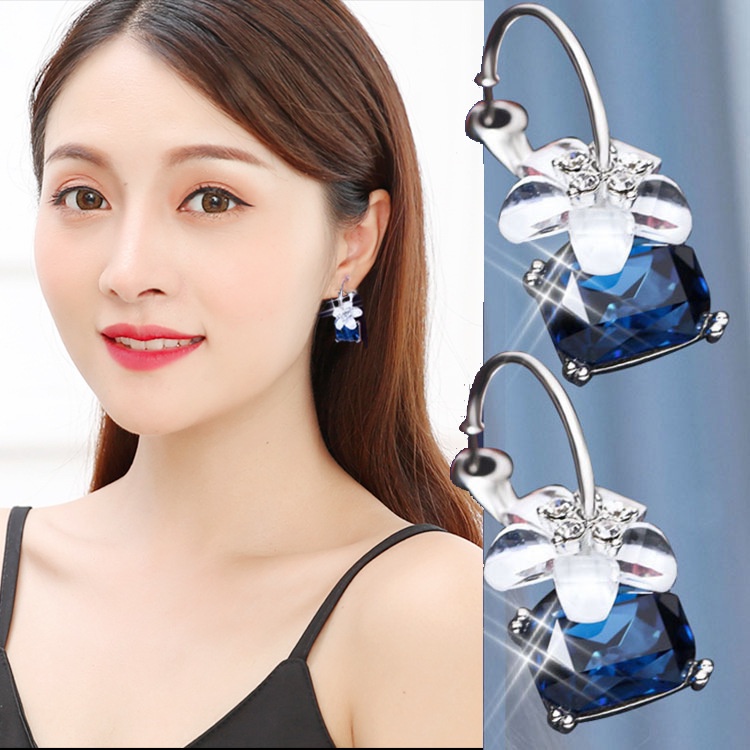 Profil tinggi dan murah hati trendi fashion ornamen Kristal cherry blossom anting-anting cincin/stud