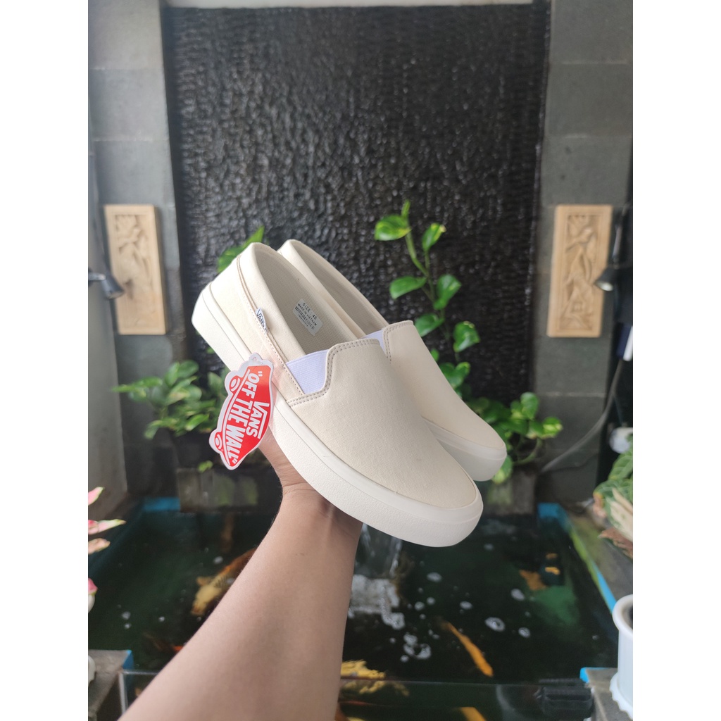 SEPATU SLIP ON PRIA DAN WANITA 017 CREAM CREAM/SEPATU KASUAL SLIP ON/SEPATU KERJA/SEPATU SANTAI/SEPATU PRIA  DAN WANITA/SEPATU SLIP ON/SEPATU SNEAKERS