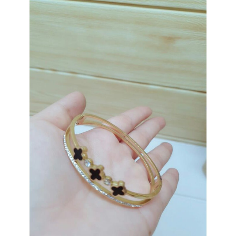 Gelang titanium lv / bangle lv titanium / gelang wanita titanium / gelang fashion korea