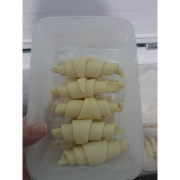 

ADONAN FROZEN CROFFLE / CROISSANT DOUGH / CROFFLE DOUGH FULL BUTTER 30gram