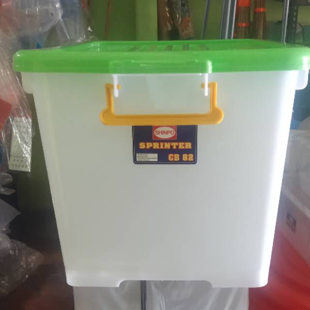 Box container CB 82 / container box CB 82 Ltr merk shinpo